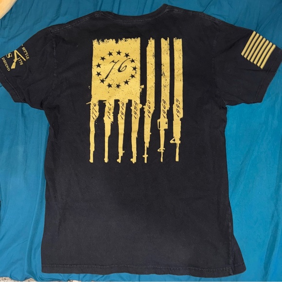 Grunt Style “Betsy Rifle Flag” Tee - Picture 5 of 6